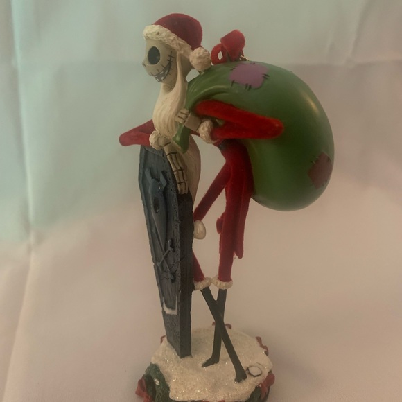 Disney’s The Nightmare Before Christmas Jack Skellington ornament - Picture 2 of 8
